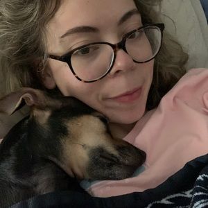 Meet your Posher, Hayley